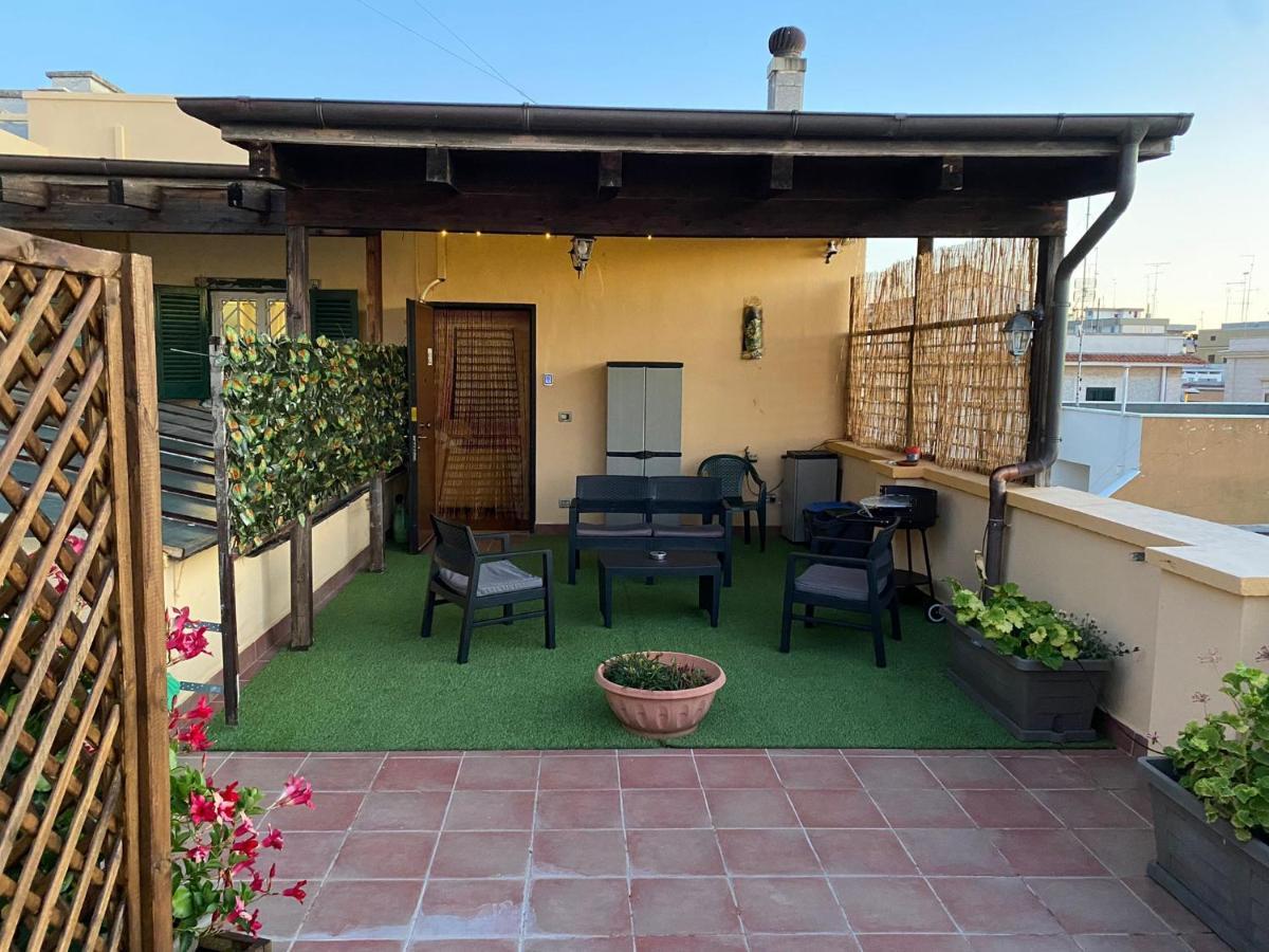 La Piccola Terrazza Apartment Bari Exterior photo